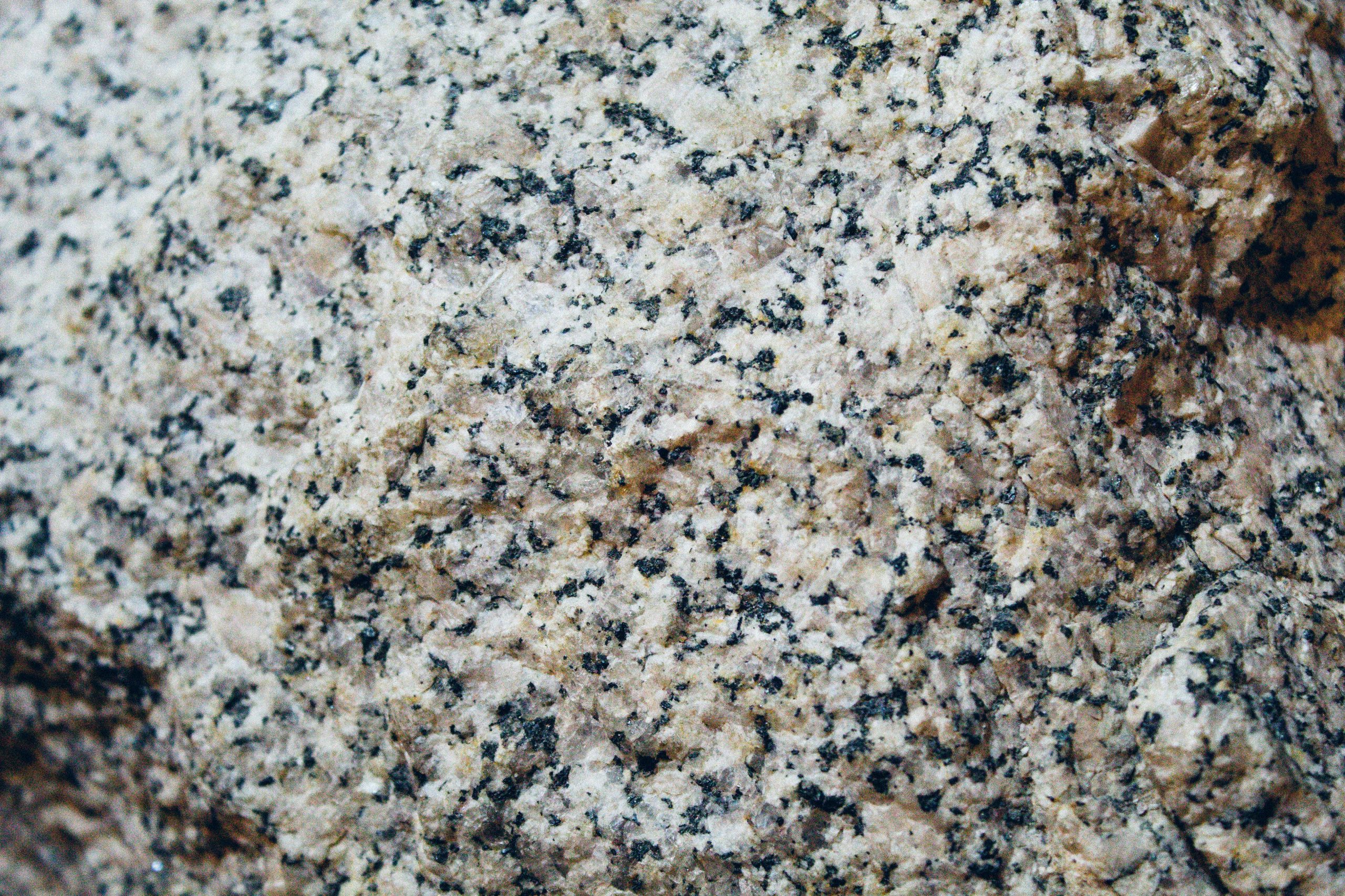 Which Stone is Most Heat-Resistant? Marble, Granite, Soapstone, or Quartzite?