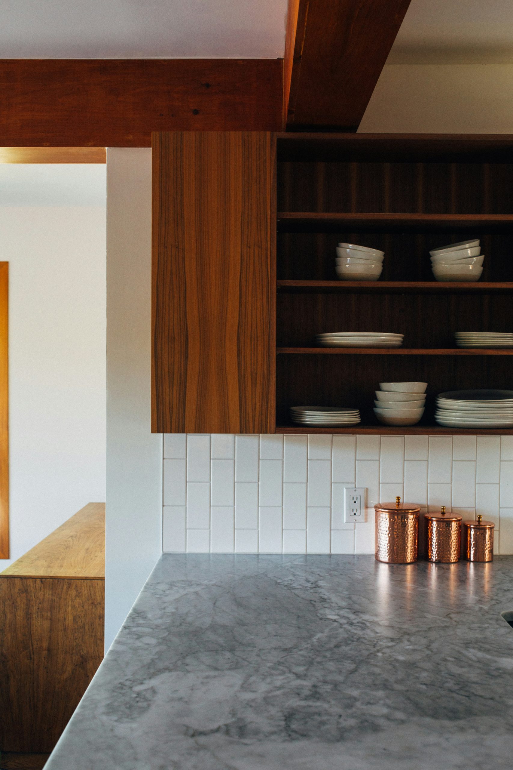 Pros and Cons of Using Marble for Kitchen Countertops